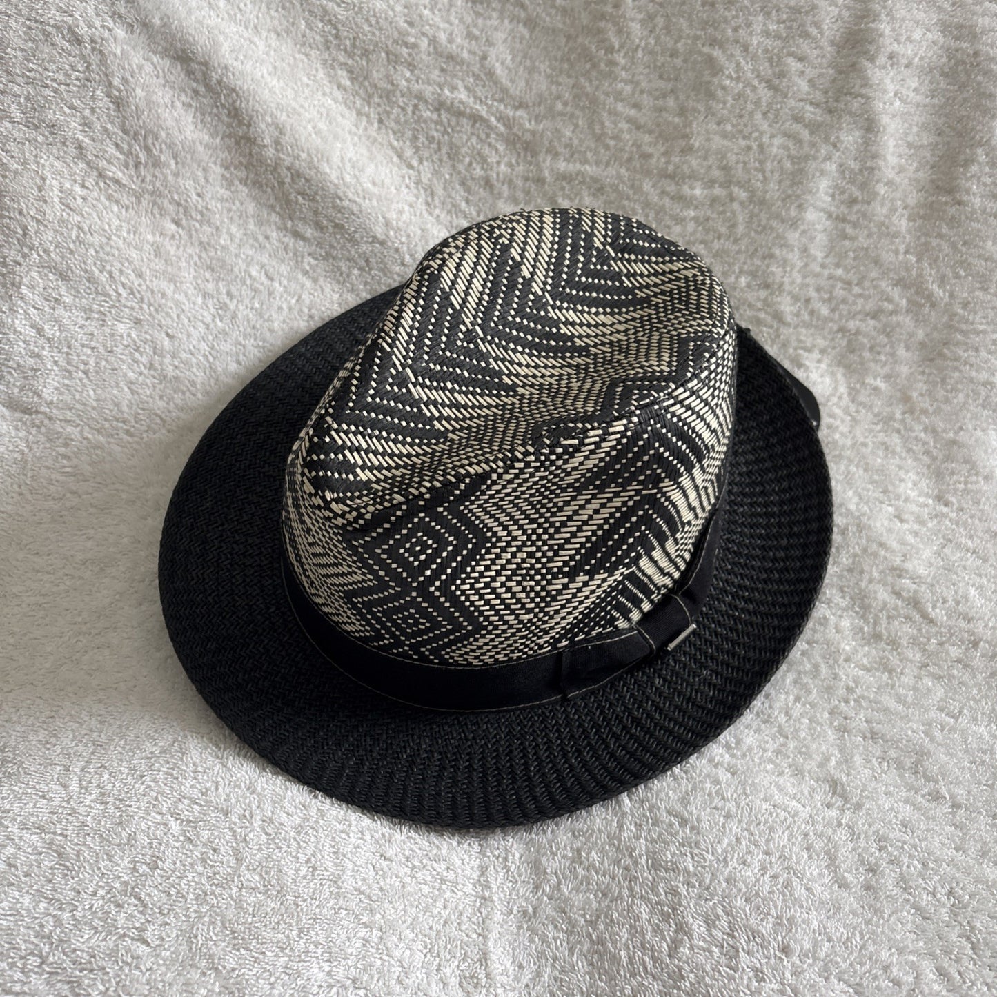 STACY ADAMS "LUDO" FEDORA WITH A 2 1/4 IN BRIM SIZE LARGE 7 1/4 STA 11983