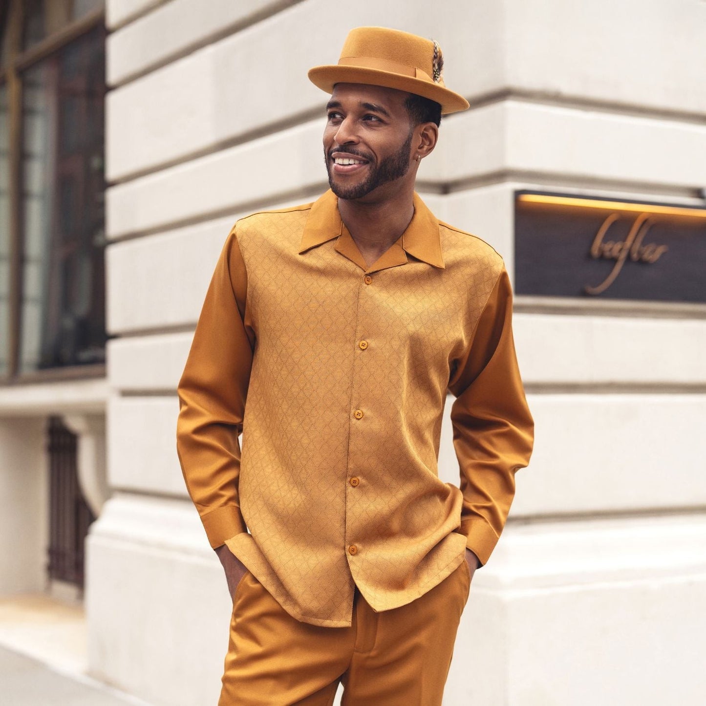 Montique Men’s Mustard Long Sleeve 2-Piece Walking Suit  SIZE MED-33 WAIST  2582
