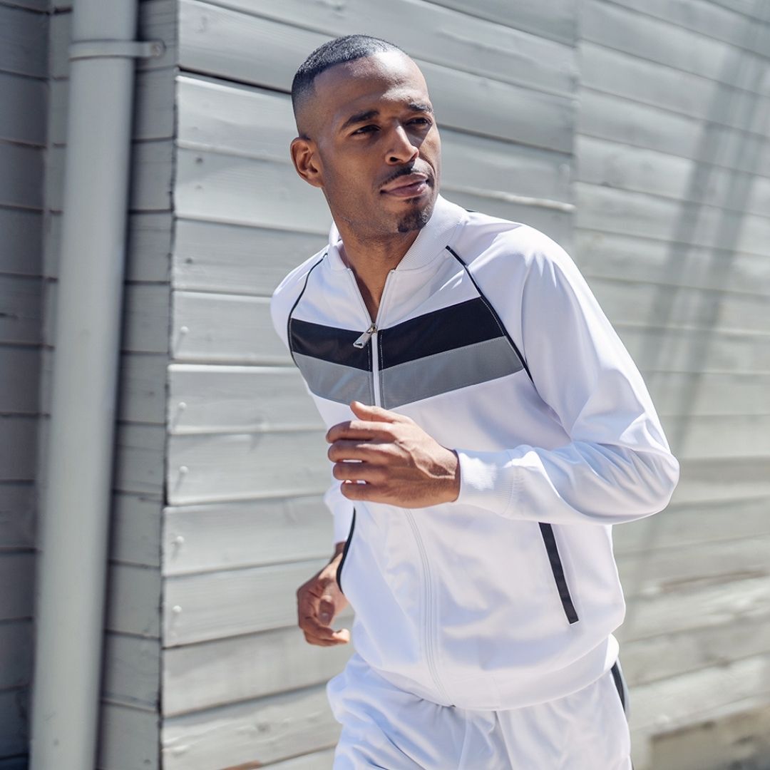 MONTIQUE WHITE TRACK SUIT SZ XL JS 24