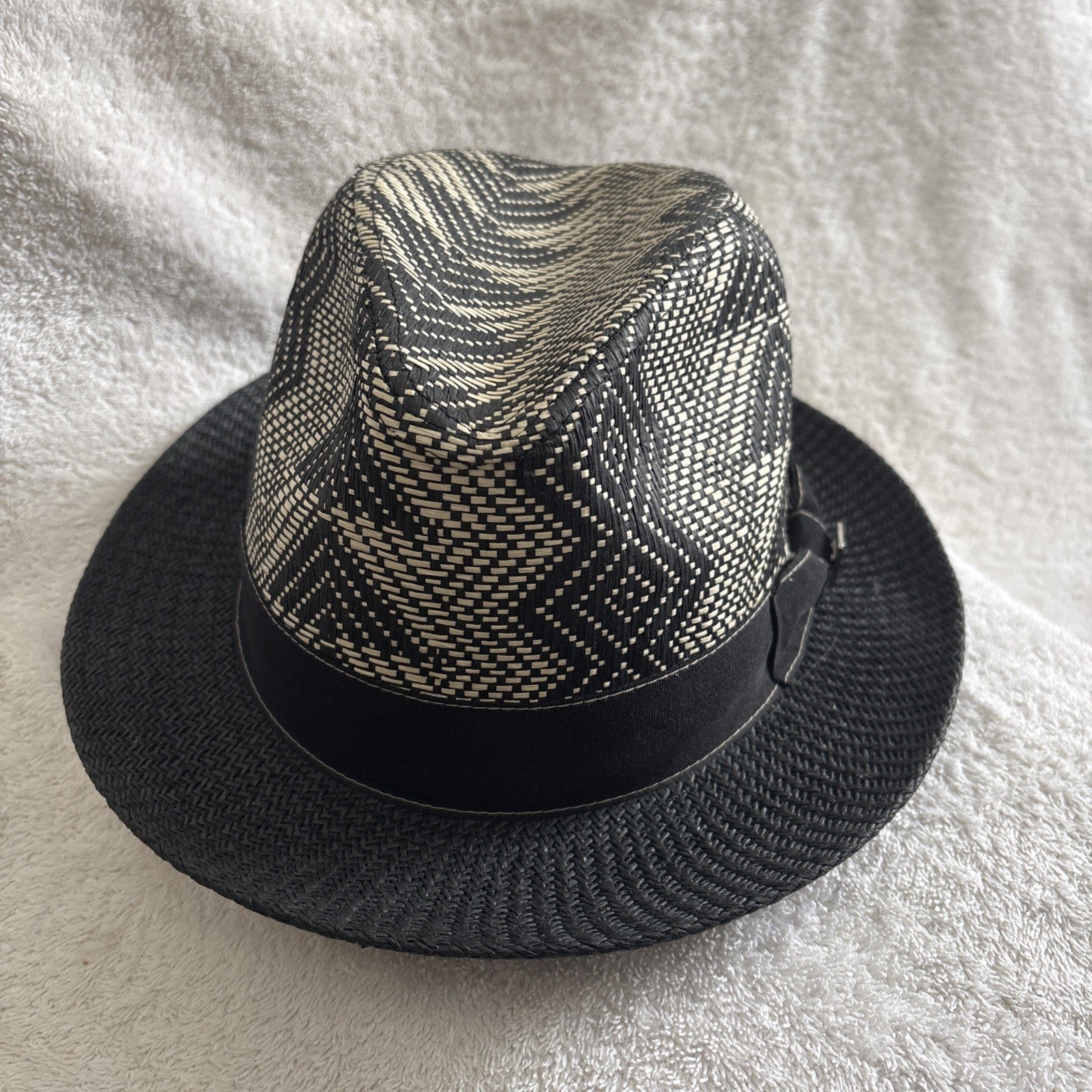 STACY ADAMS  "LUDO" FEDORA WITH A 2 1/4 IN BRIM SIZE LARGE 7 1/4 STA 11983