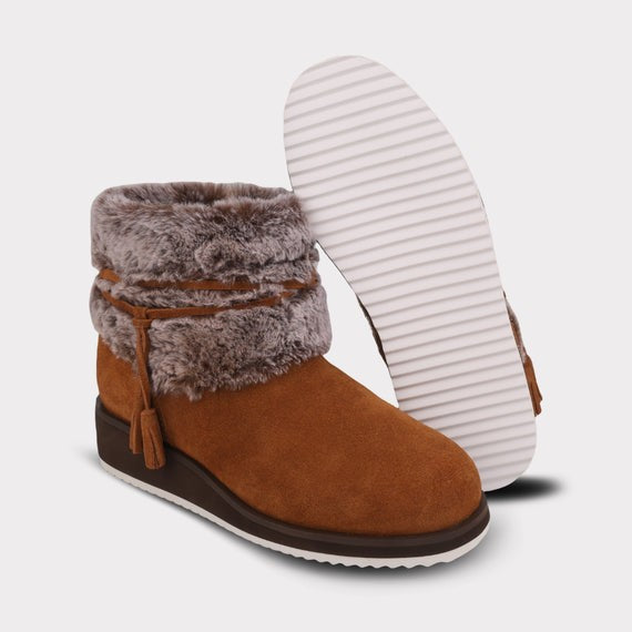 MYKOS Bailee Women's Zip-Up Wedge Boot (1.5")   HICKORY  SZ 8          2530
