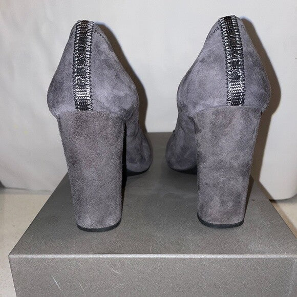 Prada "CALZTORE DONNA"  GREY SUEDE PUMP  SIZE 36 M