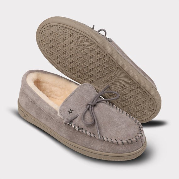 MYKOS THEO MEN'S SLIP -ON MOCCASIN SMOKE SZ 8. MM 2557