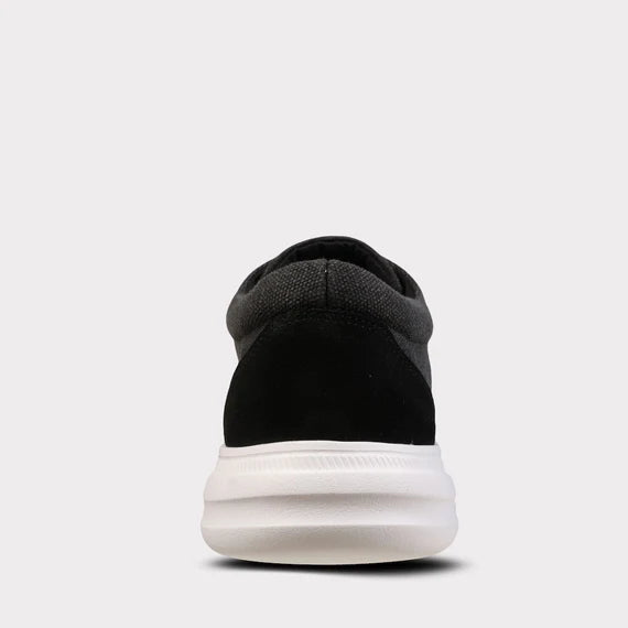 The MYKOS EMERSON MEN'S BLA CK LACE UP SNEAKER      Style: MM2504